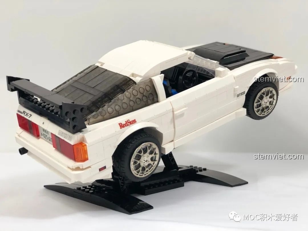 Lời kêu gọi hành động: Like, Share, Subscribe để ủng hộ kênh review đồ chơi lắp ráp và nhận thêm nội dung hấp dẫn.