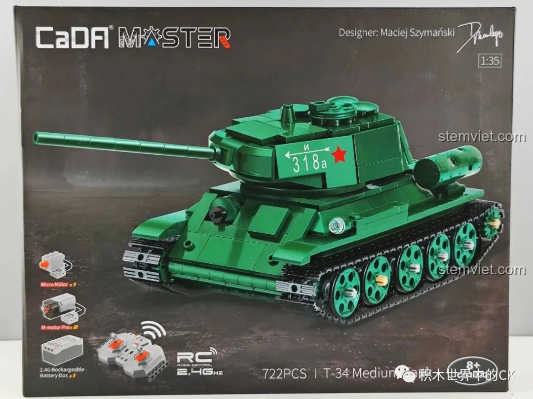 Hộp đồ chơi CaDA C61072 Xe tăng hạng trung T-34 Liên Xô thời Thế chiến II, mặt trước với hình ảnh mô hình xe tăng màu xanh lá cây và thông tin điều khiển từ xa.