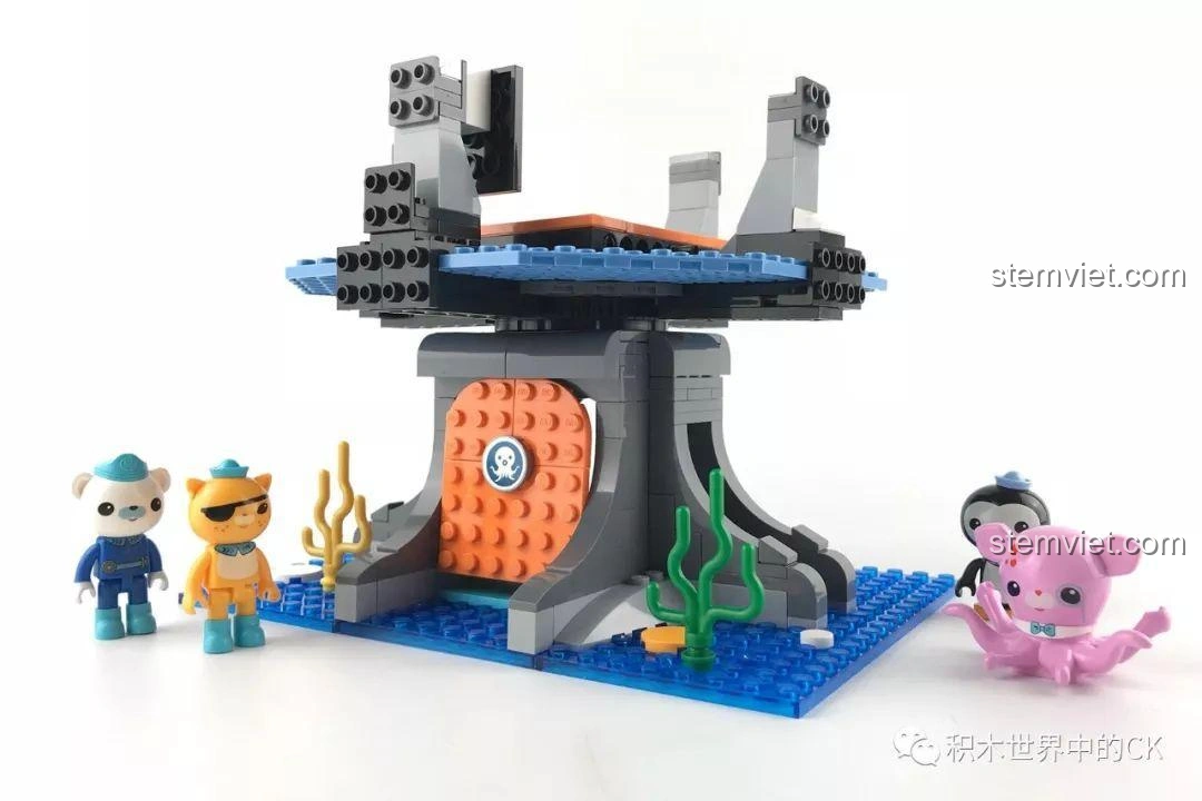 Các chi tiết nhỏ được thêm vào bộ lắp ghép Enlighten 3708 Trụ Sở Bạch Tuộc Octopod, làm tăng tính thẩm mỹ và độ chân thực.