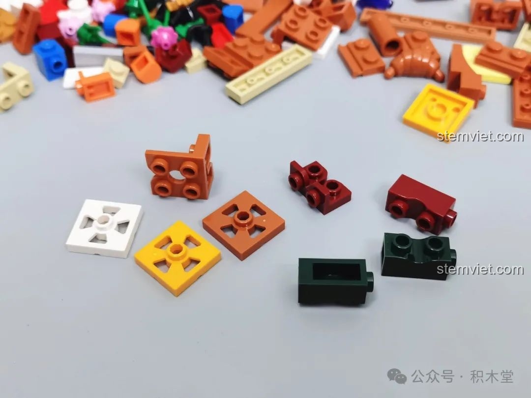 Các chi tiết được thiết kế đặc biệt với rãnh đi dây đèn trong bộ FunWhole F9033.