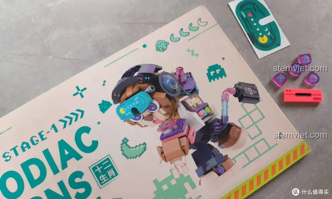 Bìa sách hướng dẫn lắp ráp iBlock Tuyển Thủ E-sport Thân Hầu ib1001-9 với hình ảnh minh họa độc đáo và các chi tiết gamer.