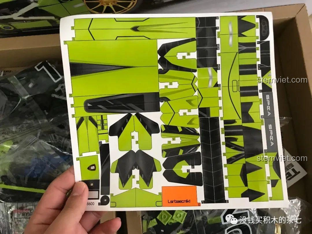 Tấm decal dán chi tiết cho mô hình Jiazhi Blocks 8600 Lamborghini Sián FKP 37, tăng thêm vẻ chân thực.