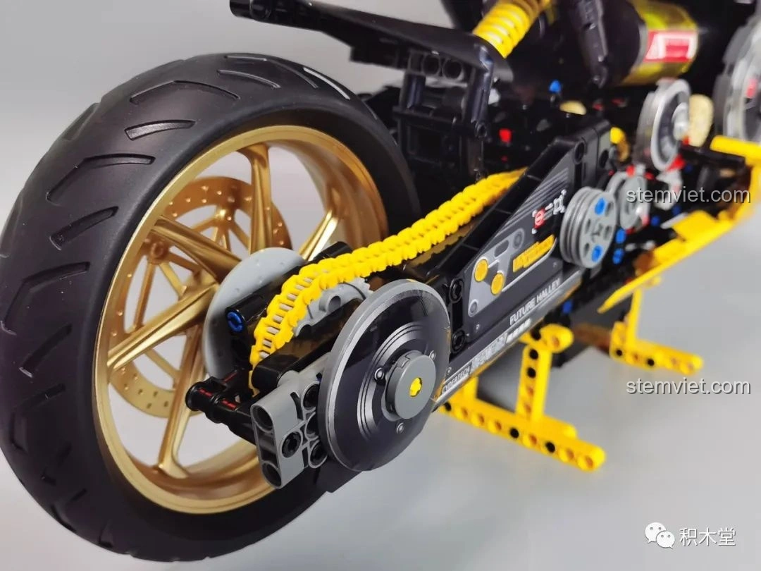 Chi tiết dây xích và hệ thống truyền động của K Box 10506 Mô tô Cyberpunk 2077 Nazare.
