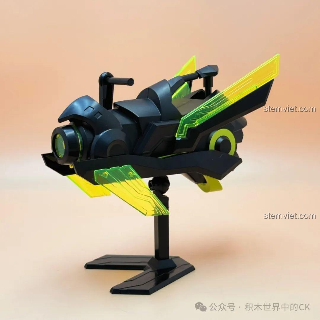 Pháo năng lượng của Tôn Thượng Hương Mecha Keeppley 78011 nhìn từ góc nghiêng, thể hiện các chi tiết và cánh phụ.