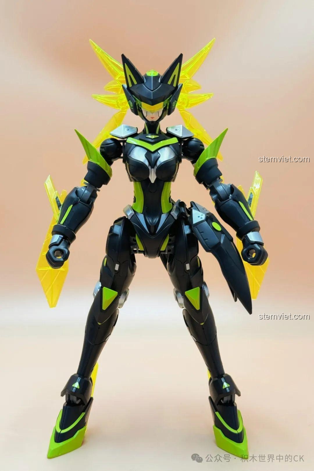 Mô hình Tôn Thượng Hương Mecha hoàn chỉnh từ bộ đồ chơi lắp ráp Keeppley 78011, đứng thẳng đầy uy lực.