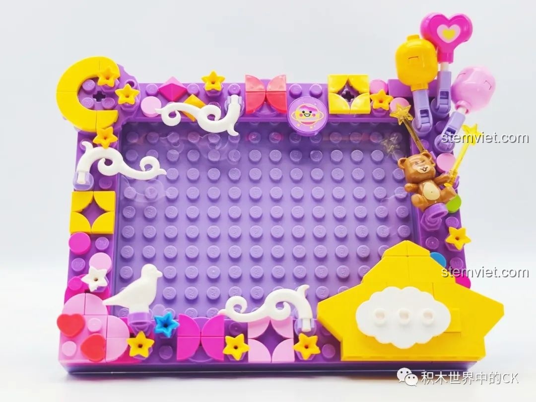 Cận cảnh khung ảnh lắp ráp Khung Ảnh Lắp Ráp Nghệ Thuật Sky Story 36011-3 chủ đề Sao Trăng, thể hiện các chi tiết nhỏ.