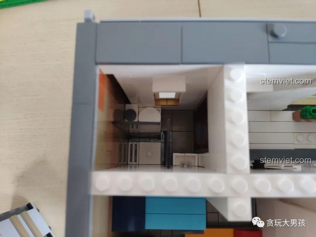 Cận cảnh nhà vệ sinh đầy đủ tiện nghi trong bộ Leier 10004 Cửa hàng xe đạp, một chi tiết thú vị.