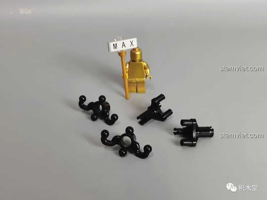 Các chi tiết đặc biệt dùng cho hệ thống lái và treo của mô hình Mould King 13060 Pagani Zonda R.