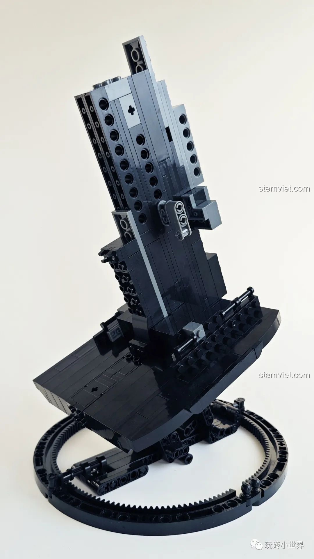 Cấu trúc bên trong của mô hình Thỏ Cát Lợi Qizhile 103001, thể hiện sự chắc chắn và thông minh, đồ chơi xếp hình 1 giá rẻ.