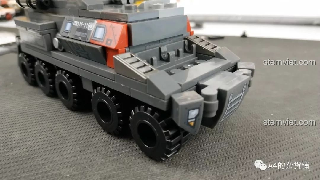 Mảnh ghép của bước 25 trong sách hướng dẫn lắp ráp bộ SEMBO 107003 Xe Vận Chuyển Quân Sự CN71, khá đơn giản và dễ dàng lắp ráp.