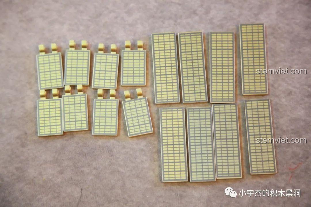 Toàn bộ chi tiết từ túi số 3 của bộ lắp ráp Khoang Lõi Trạm Không Gian SEMBO giá tốt.