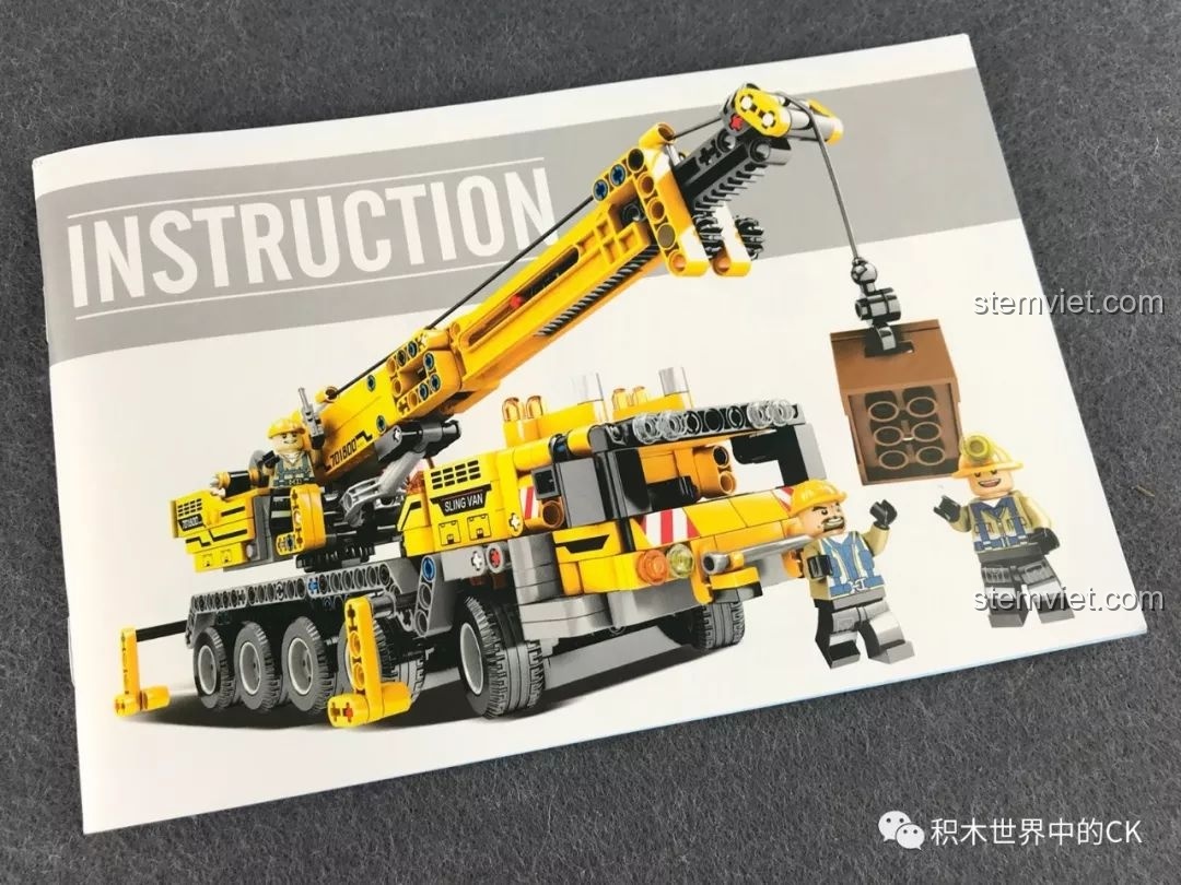 Sách hướng dẫn lắp ráp chi tiết của bộ đồ chơi xây dựng Xe Cẩu hạng nặng SEMBO 701800.