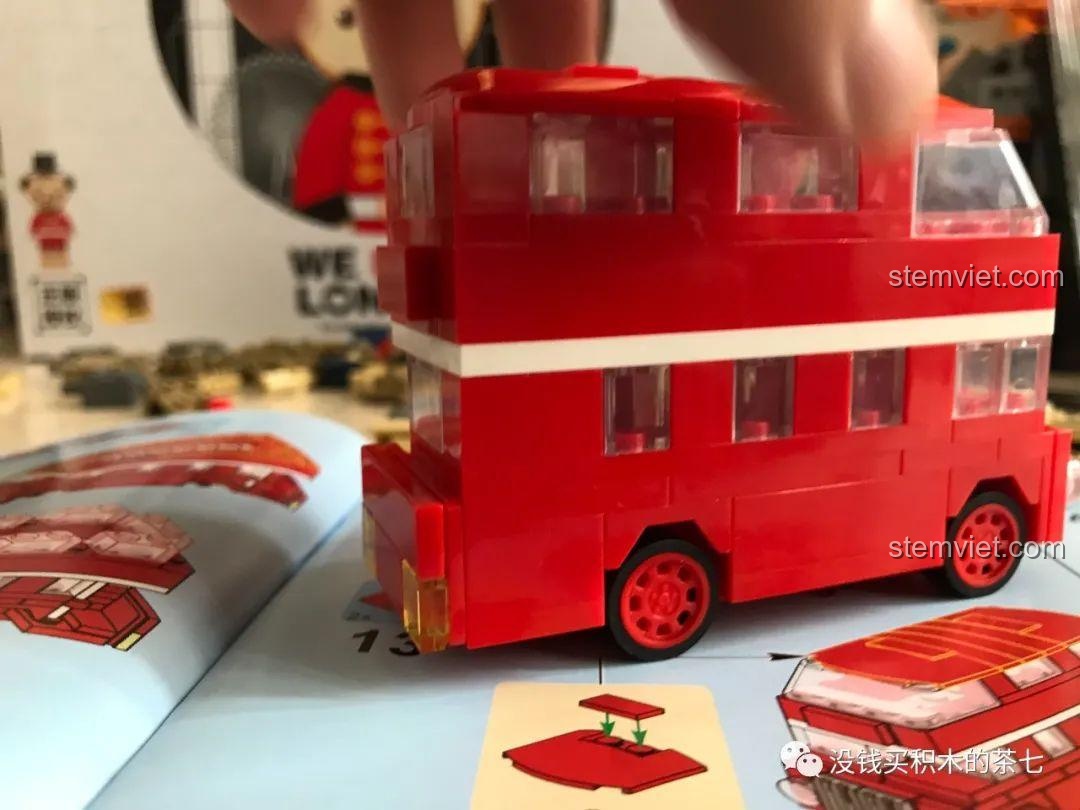 Tháp Big Ben đã hoàn thành trong bộ Wekki 516000 Gấu Teddy Yêu London.