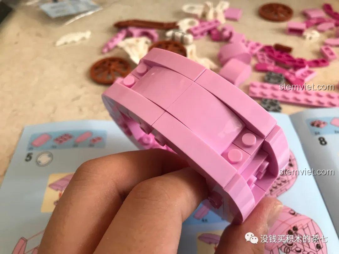 Các mảnh ghép cong tạo hình mái vòm xe ngựa bộ Wekki 516001.