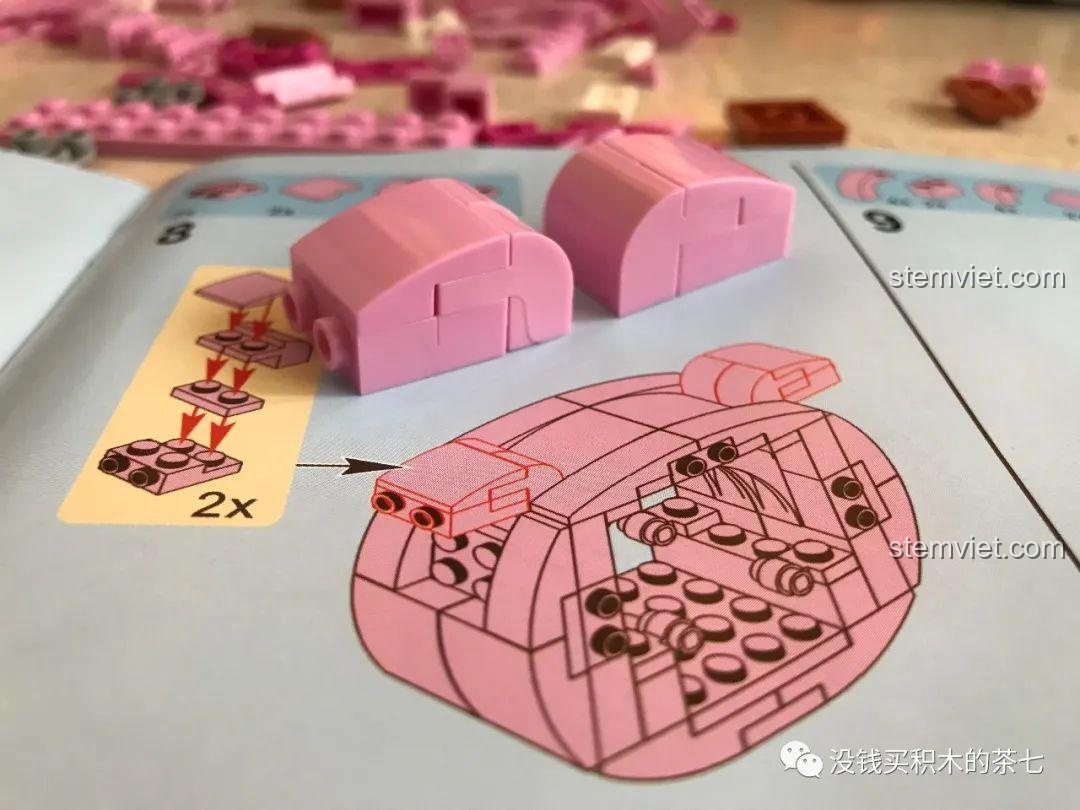 Mái vòm xe ngựa bộ Wekki 516001 Gấu Teddy Đi Xe Ngựa có hình dáng đầu gấu Teddy.