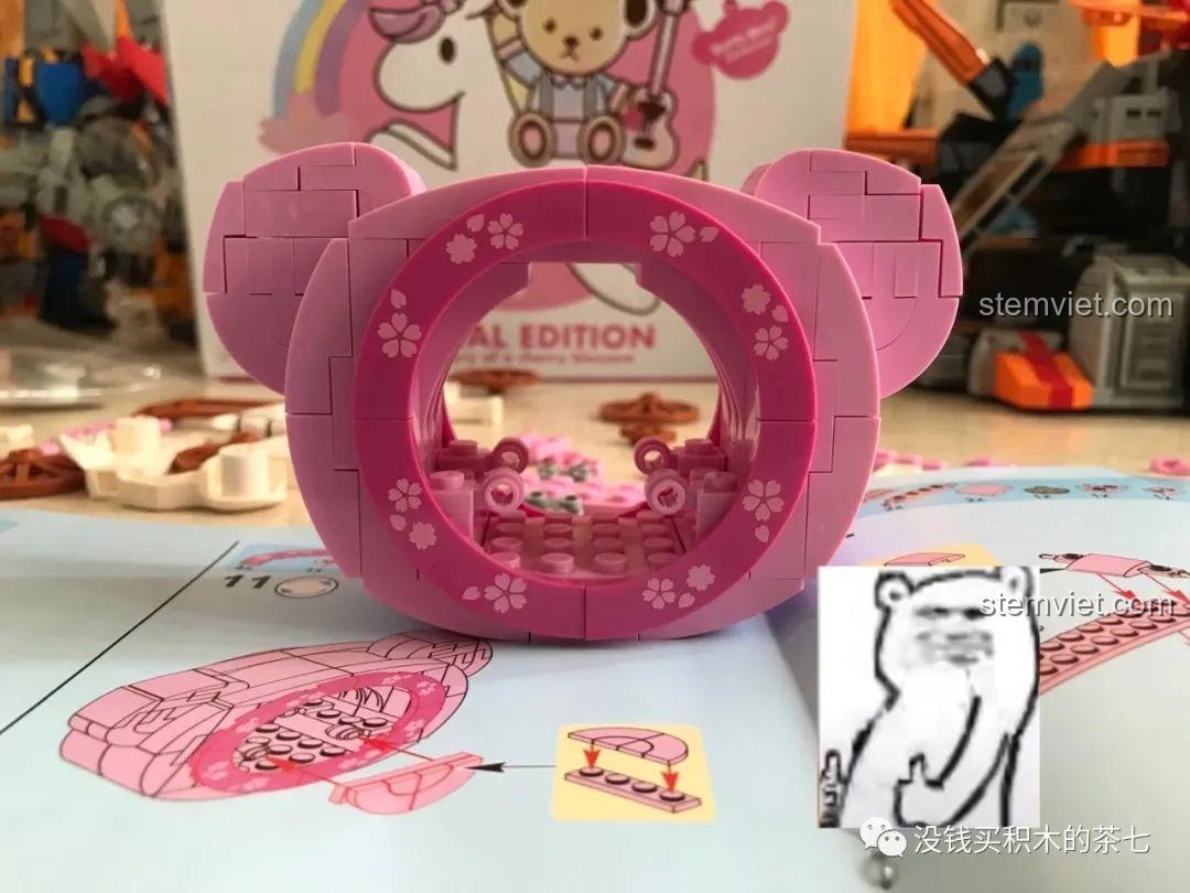 Thân xe ngựa đã lắp ráp xong trong bộ Wekki 516001 Gấu Teddy Đi Xe Ngựa.