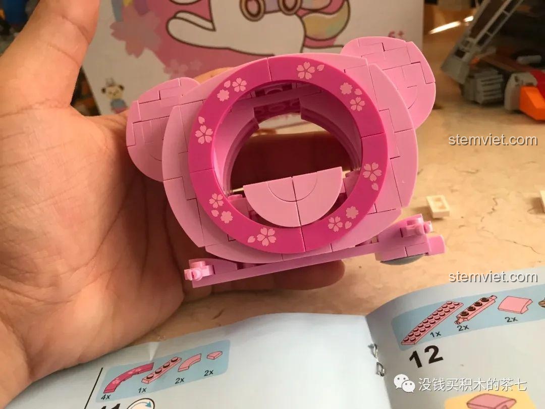 Cận cảnh phần đuôi chú ngựa trong bộ Wekki 516001 Gấu Teddy Đi Xe Ngựa.