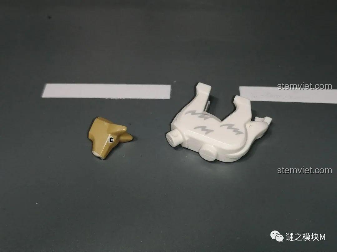 Chi tiết đầu chú chó trong bộ XINH X0306 có thể tháo rời, nhưng không tương thích với đầu minifigure thông thường, một đặc điểm độc đáo của bộ đồ chơi Minifigure Marvel.