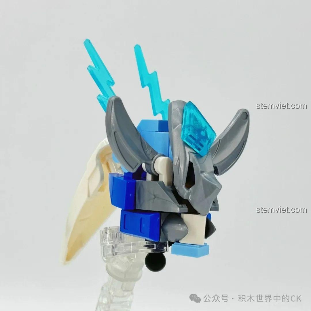 Ảnh 14 của bộ lắp ráp ZHEGAO GZ2028 Cơ Giáp Triệu Vân Hổ Uy Tướng Quân, mô tả chi tiết phần đầu. Review đồ chơi robot Triệu Vân GZ2028.