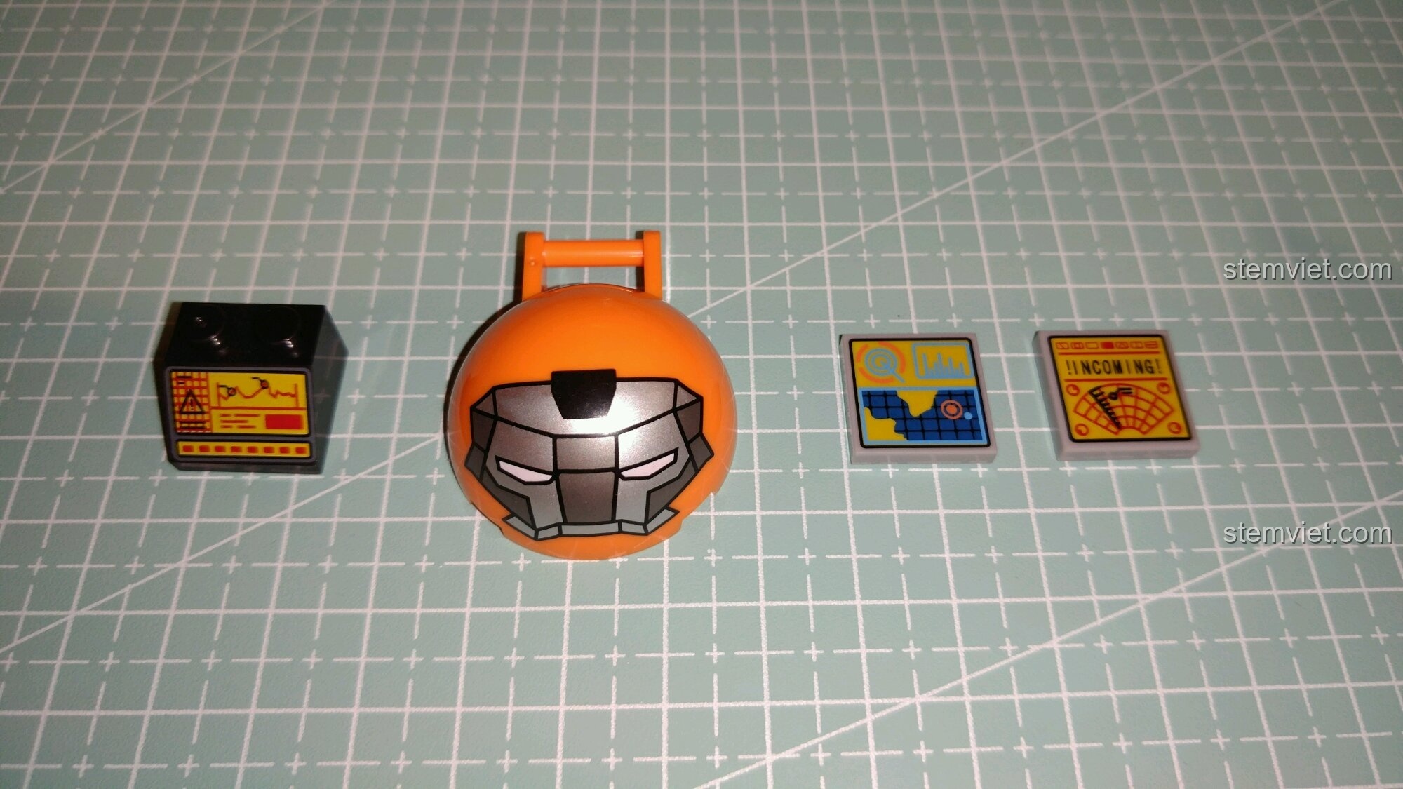 Các chi tiết in và chi tiết trong suốt của bộ lắp ghép Sembo 60020.