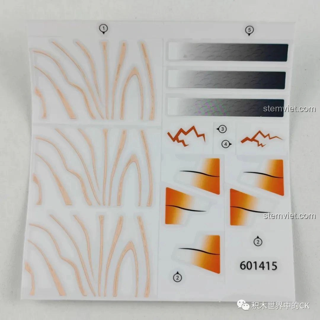 Tấm decal dán chi tiết cho bộ lắp ráp SEMBO 601415 Đĩa Sashimi, giúp mô hình thêm sống động và chân thực.