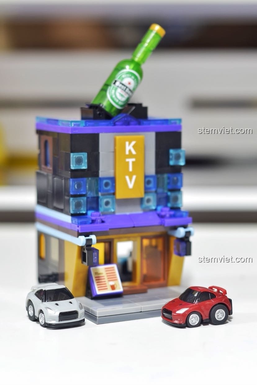 Phối cảnh đường phố của Cửa hàng phố ngày lễ Sembo, một góc nhìn khác.