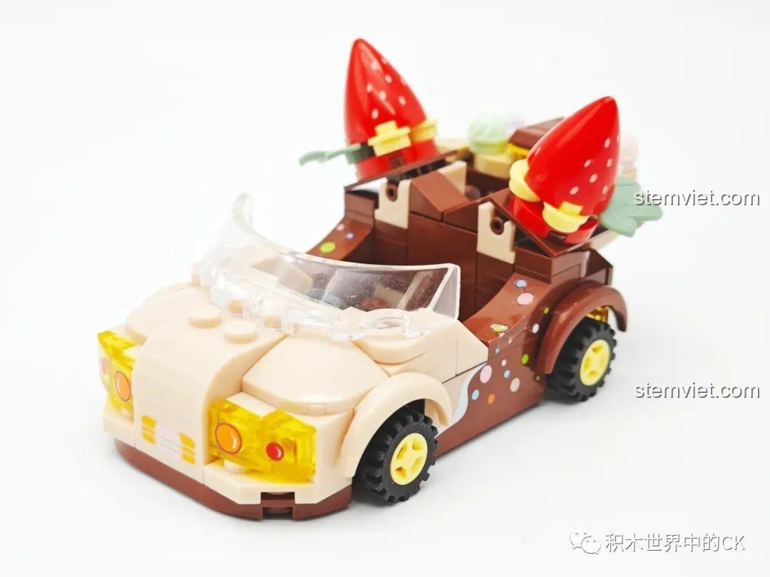 Mô hình xe dâu tây donut Sembo 615001 đã hoàn thành, với thiết kế độc đáo và màu sắc tươi sáng.