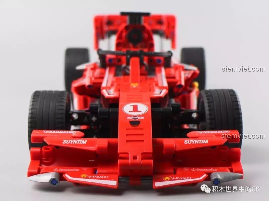 Ảnh review xe đua F1 Sembo 701000 hoàn chỉnh từ góc nhìn phía trước.