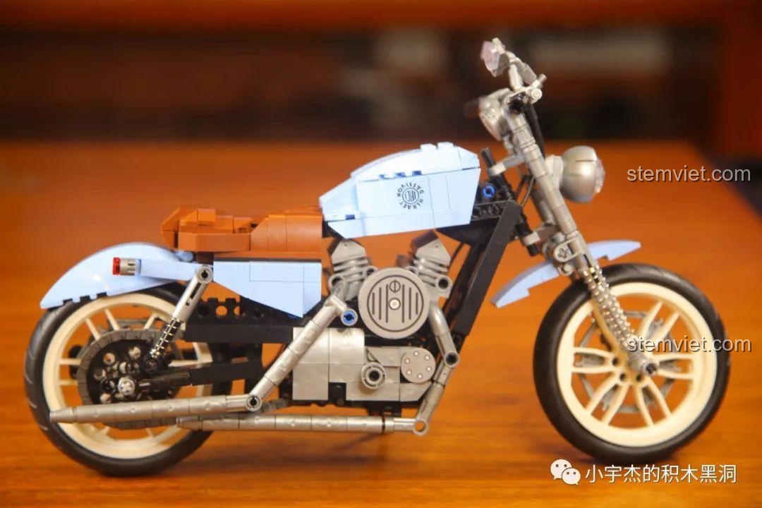 Bộ sưu tập các mô hình xe đạp lắp ráp, cho thấy sự đa dạng của đồ chơi lắp ráp xe và khả năng trưng bày.