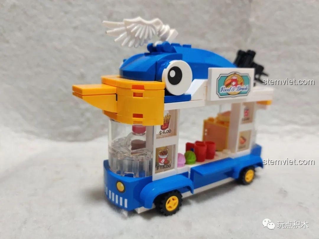 Bên trong hộp đồ chơi lắp ghép SY6578B gồm các túi mảnh ghép được đóng gói cẩn thận và sách hướng dẫn chi tiết. Sản phẩm của Sheng Yuan.