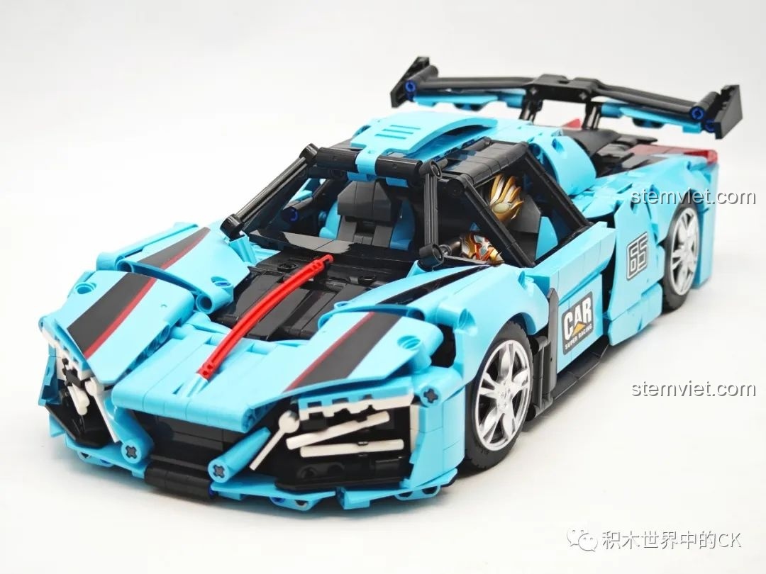 Mô hình JIESTAR 58108 Hồng Kỳ S9 hoàn chỉnh, thể hiện vẻ đẹp và sự phức tạp của siêu xe lắp ráp.