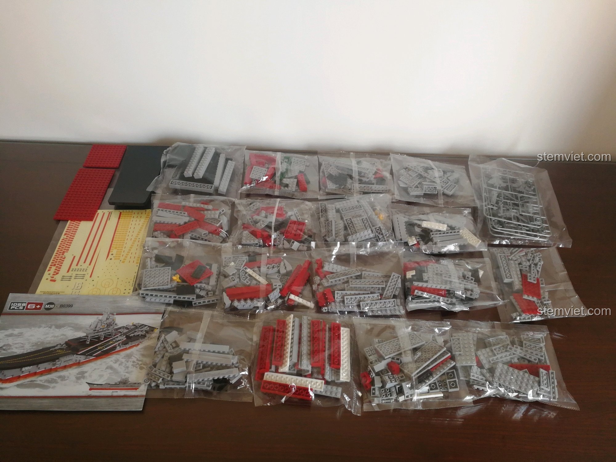 Mô hình tàu sân bay Liêu Ninh B0399, bộ đồ chơi M38-B0399 cho bé trai 6 tuổi, chất lượng cao