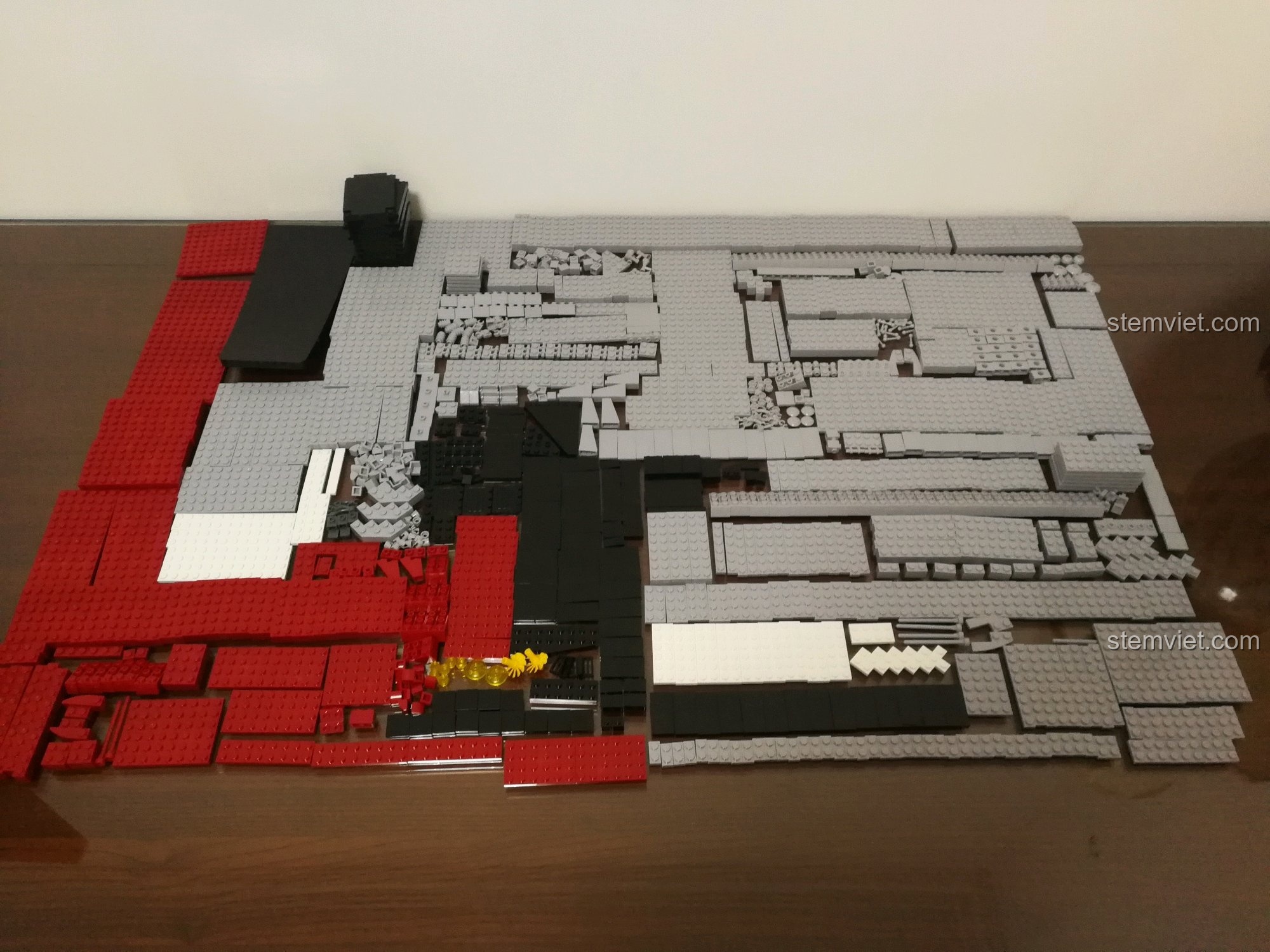 bộ xếp hình Sluban M38B0399, Mô hình tàu sân bay Sluban cho bé trai 6 tuổi, giá trị cao