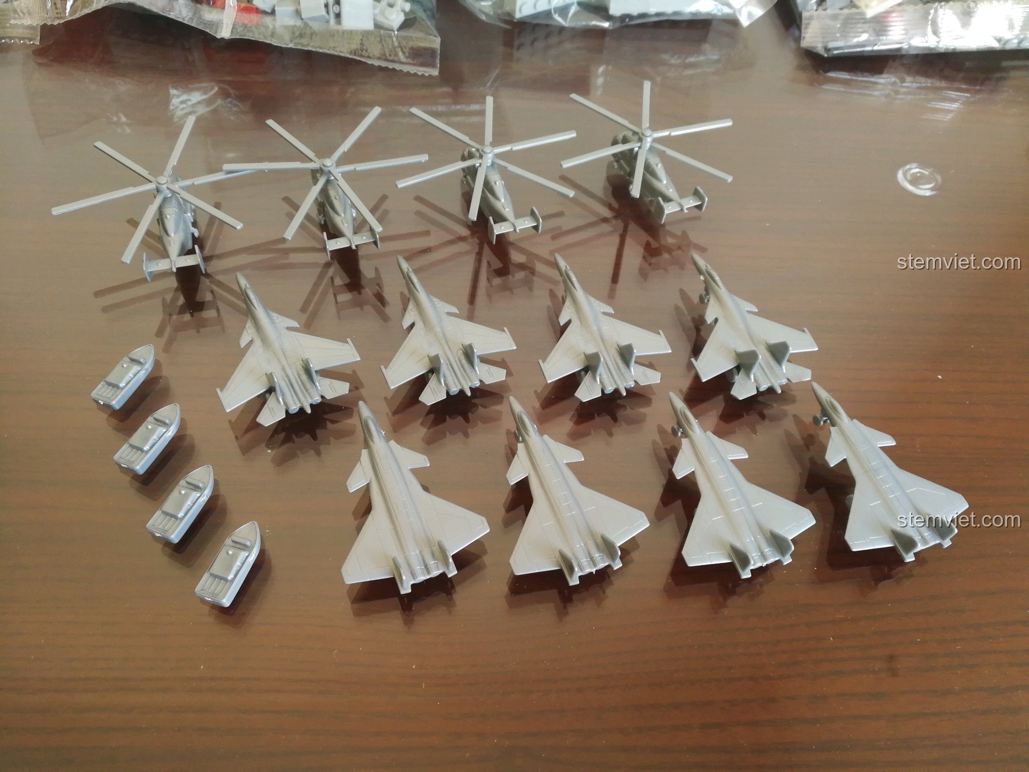 Tàu sân bay Liêu Ninh M38 B0399, đồ chơi mô hình Sluban cho bé trai 6 tuổi, giá bình dân