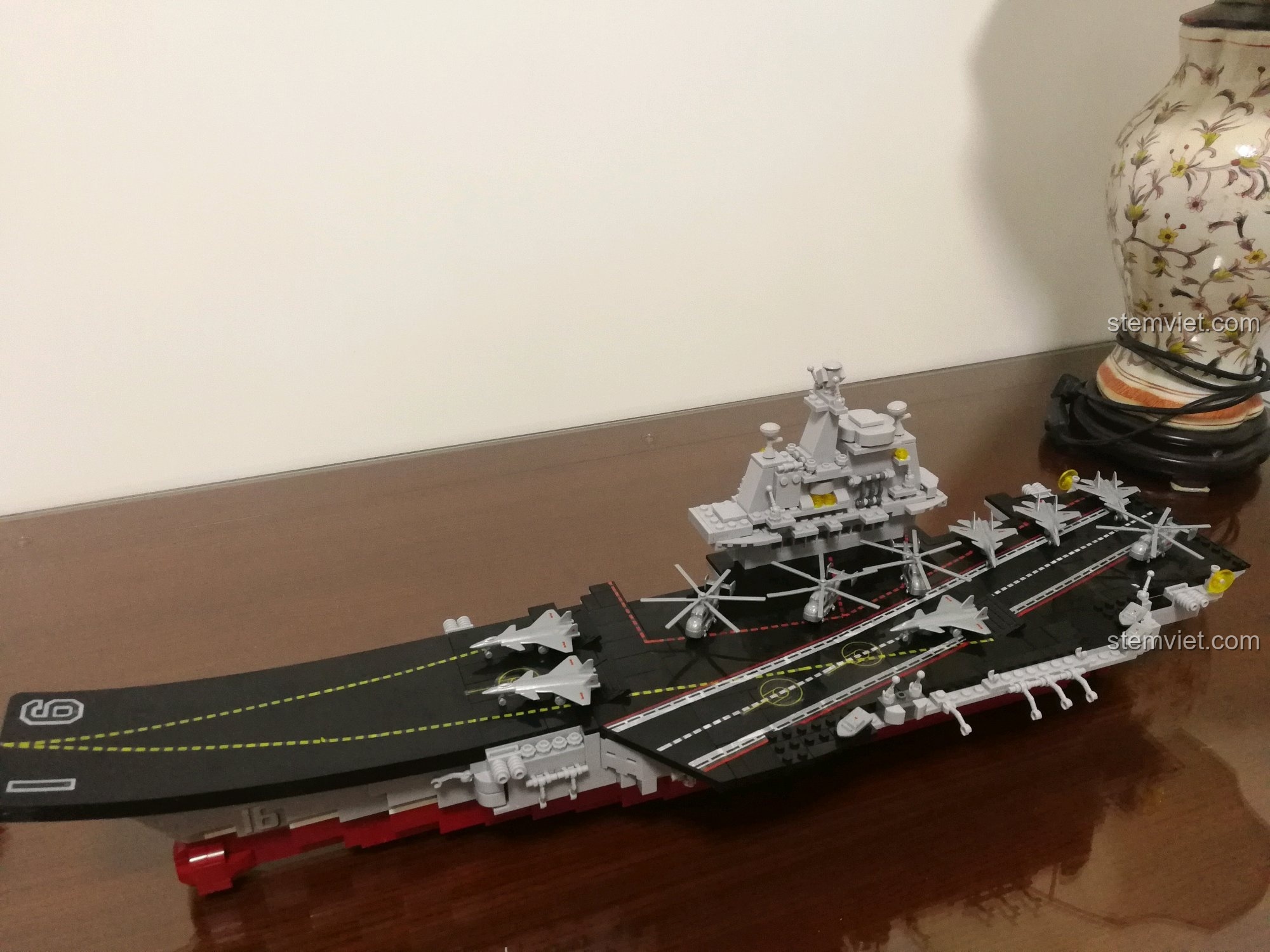 bộ lắp ráp Tàu sân bay Liêu Ninh, đồ chơi mô hình Hàng không mẫu hạm Liêu Ninh cho bé trai 6 tuổi, giá tốt