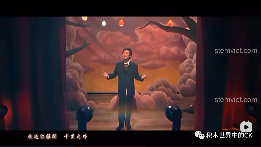 So sánh bối cảnh lắp ráp Thiên Lý Chi Ngoại với cảnh trong MV gốc của Châu Kiệt Luân.