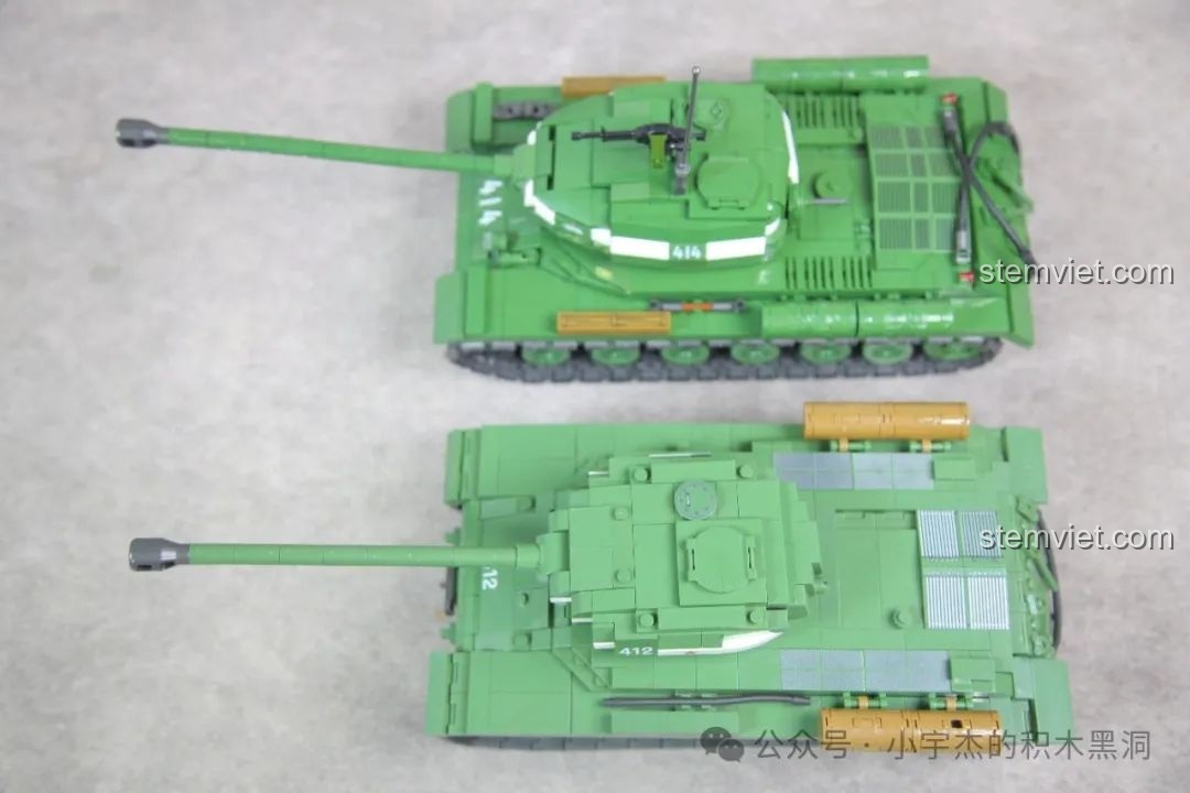 So sánh chi tiết giữa hai phiên bản xe tăng IS-2, phiên bản mới vượt trội về độ chi tiết.