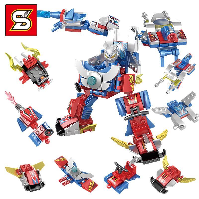 Ảnh chụp tổng thể bộ lắp ráp Robot Ultraman SY 1119 với 10 mô hình nhỏ và robot hợp thể lớn ở trung tâm. Món đồ chơi sáng tạo cho bé trai 6 tuổi.