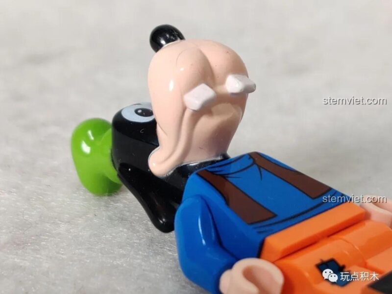 Chi tiết phần đầu của minifigure Goofy trong bộ lắp ráp SY6578D.