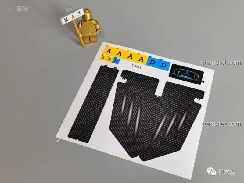 Các túi chi tiết được đánh số từ 1 đến 10 của bộ đồ chơi mô hình Xe đua Hồng Kỳ S9 5011.