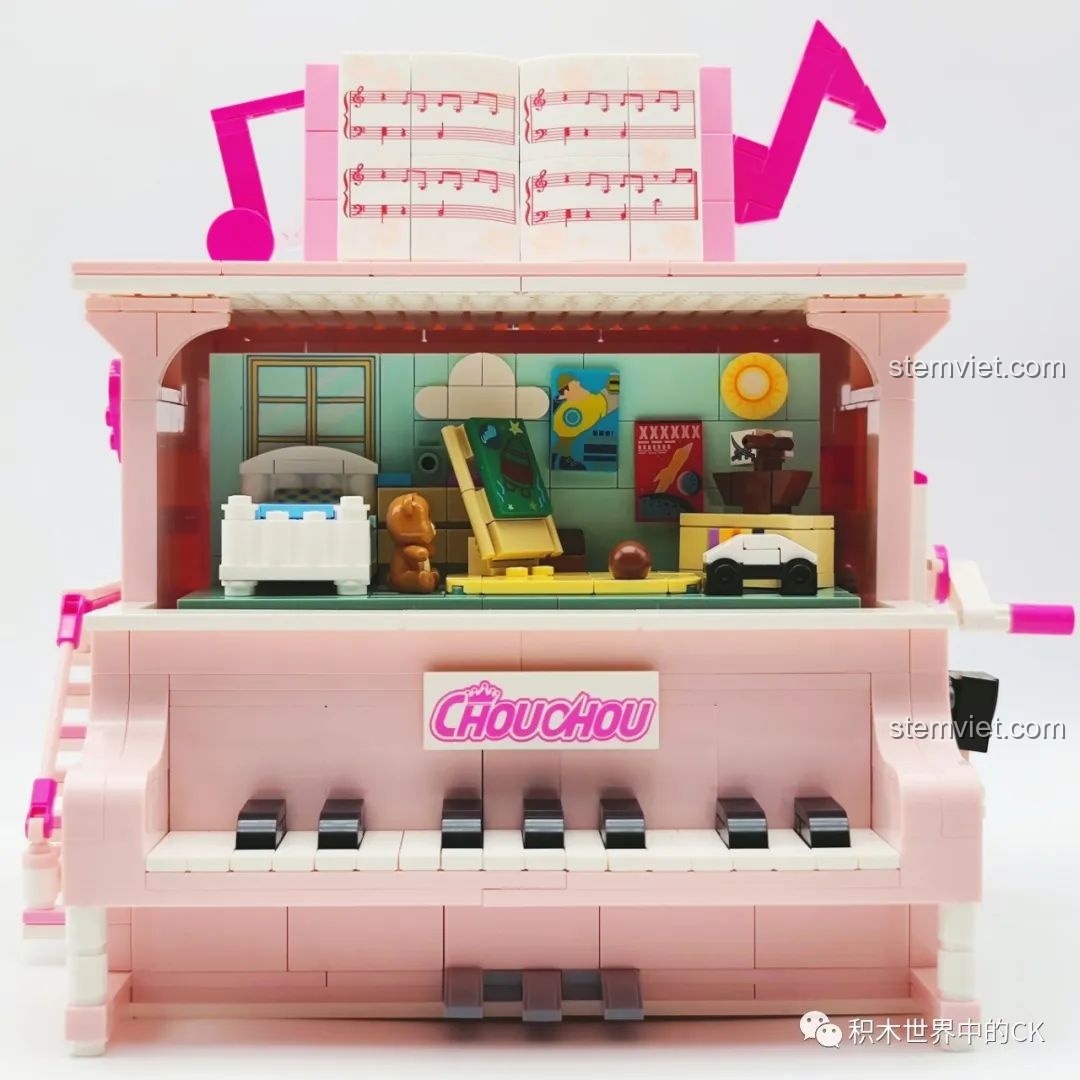 Thành phẩm cuối cùng của bộ lắp ráp đàn piano xoay Keeppley DZ0155 nhìn từ phía trước.