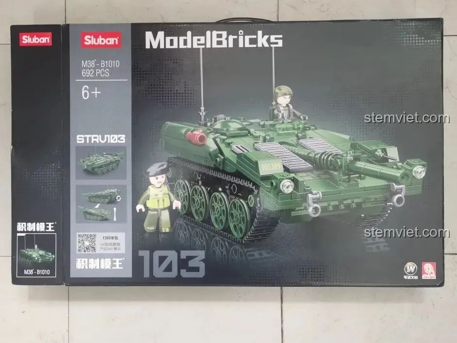 Mặt sau hộp đồ chơi lắp ghép Xe tăng S Thụy Điển Sluban, hiển thị số mảnh ghép và các mô hình khác.