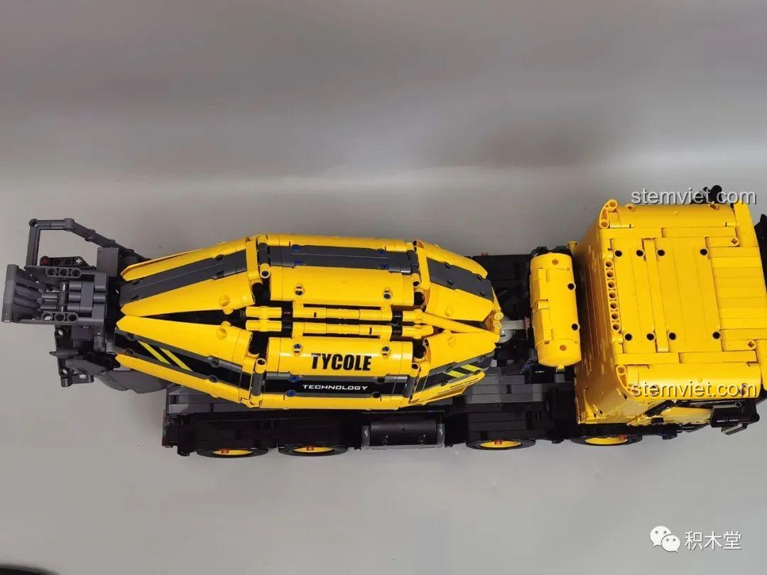 Thùng trộn bê tông chính của mô hình Xe Trộn Bê Tông Tycole T4005, có thể xoay được.