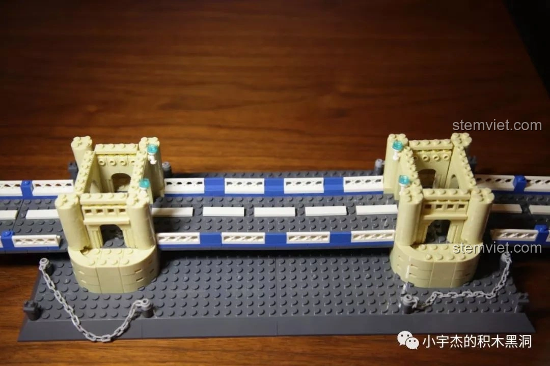 Tiến độ lắp ráp phần đường và trụ cầu của bộ WANGE 4219 Cầu Tháp Luân Đôn.