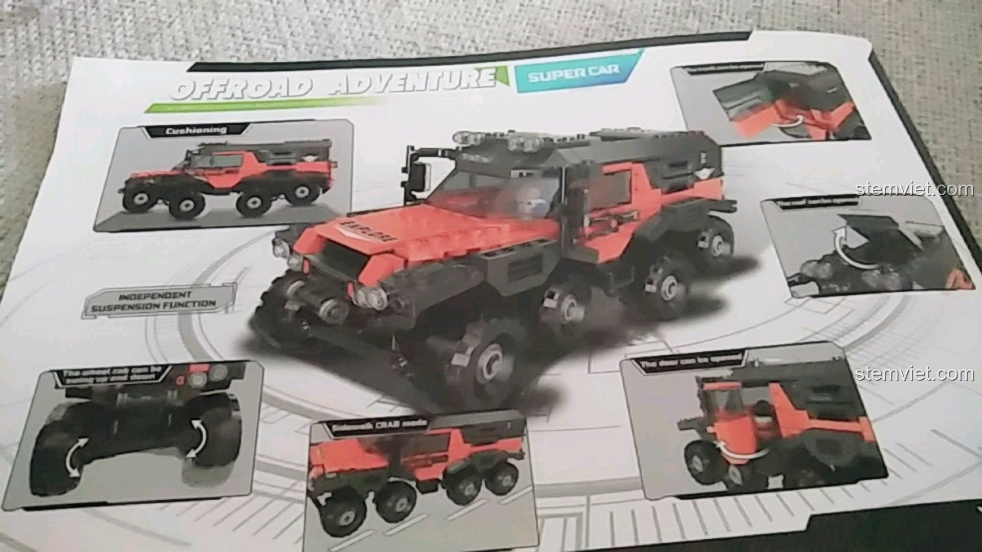 Tổng quan các tính năng nổi bật của mô hình xe off-road 8 bánh Xingbao được in trên sách hướng dẫn.