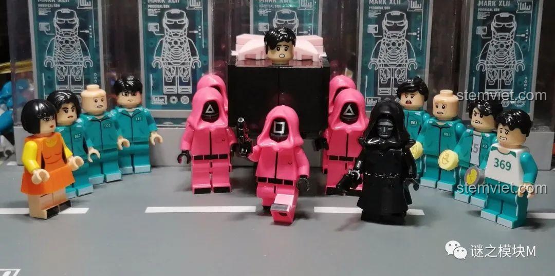 Ảnh chụp toàn bộ các minifigure và mô hình lắp ráp từ hai bộ Renzaima 101 và 102 Trò Chơi Con Mực.
