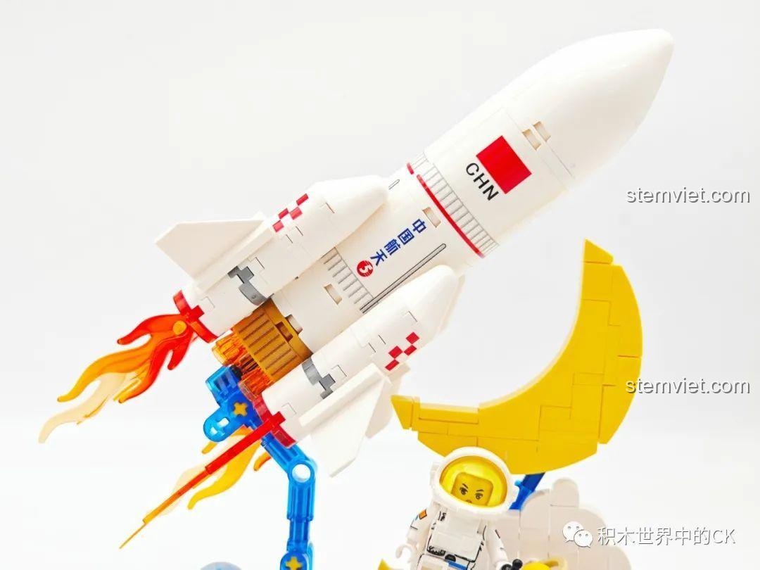 Toàn cảnh mô hình Sembo 203356, một bộ đồ chơi khám phá vũ trụ chất lượng cao giá tốt cho các bé.