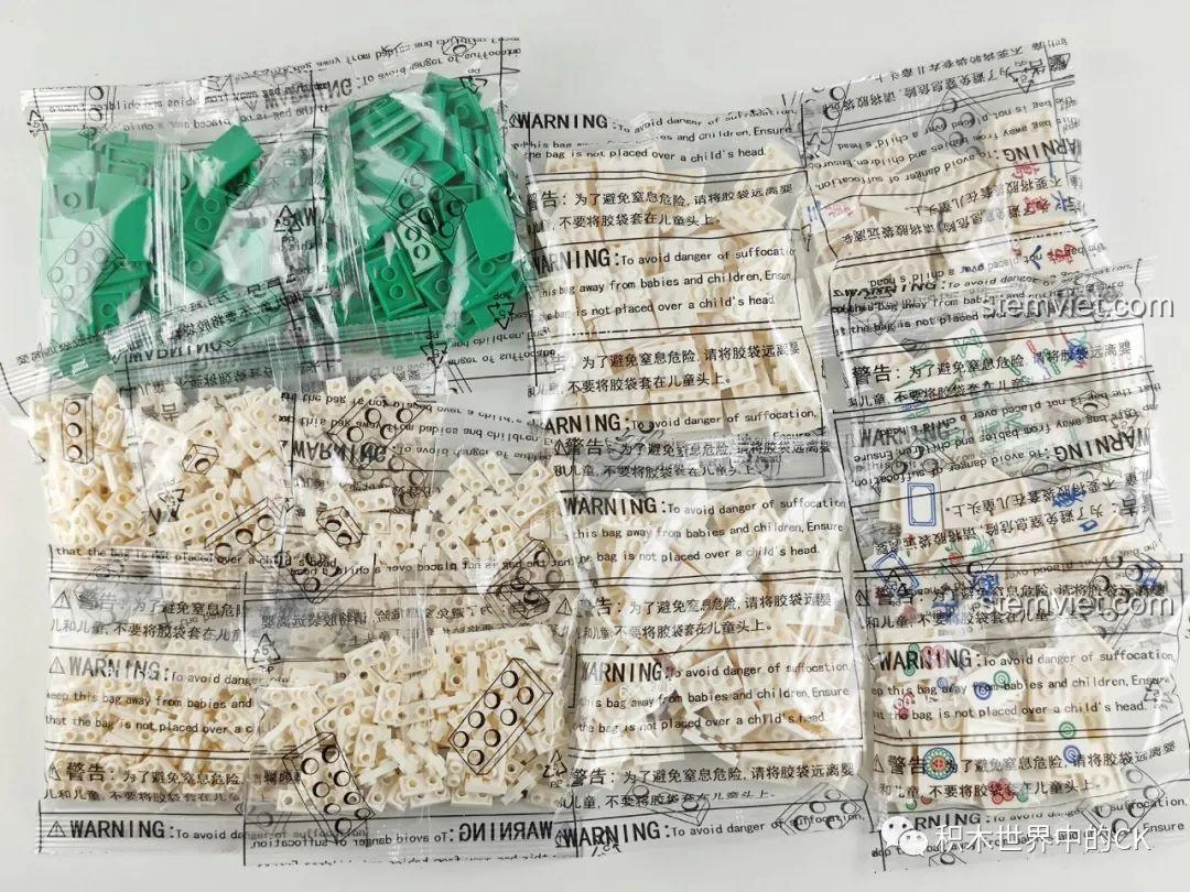 Các túi mảnh ghép nhựa ABS cao cấp của Bộ Xếp Hình Mạt Chược SEMBO 601152, đảm bảo chất lượng và an toàn.