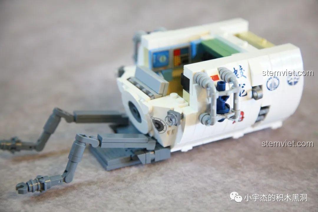 Các túi mảnh ghép số 3 của bộ đồ chơi lắp ráp PanlosBrick 688009 Tàu lặn Giao Long số 1.