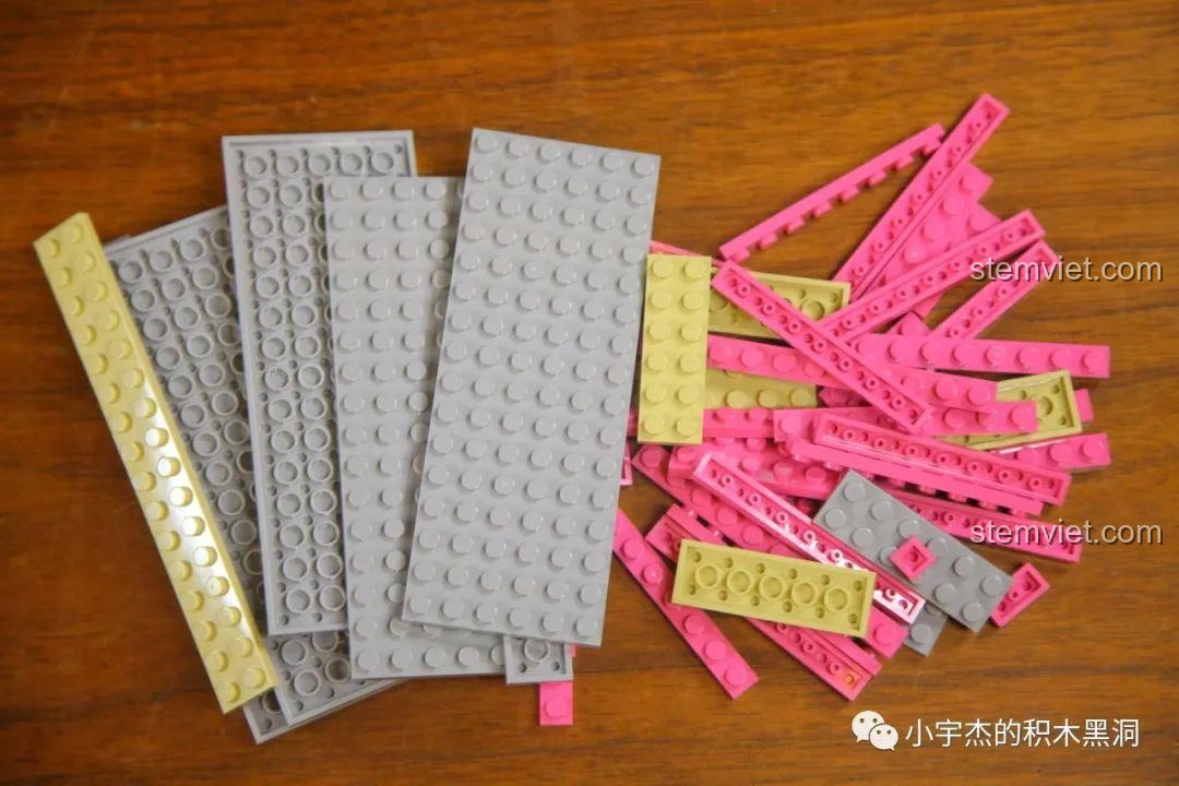 Túi mảnh ghép số 8 của bộ đồ chơi lắp ráp Thùng Container Hồng 1:10 YC-QC013.